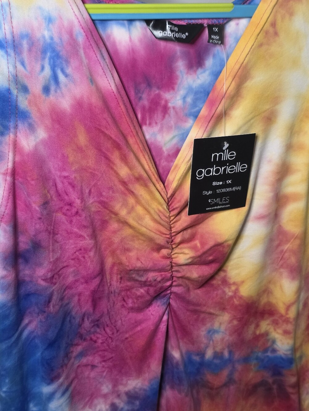 Tie-Dye V-Neck Sleeveless Dress - Picture 3 of 3